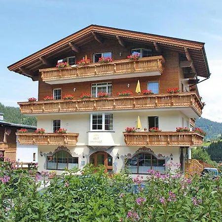 In Kitzbuehel Alps With Wellness Area, Cleaning Included
